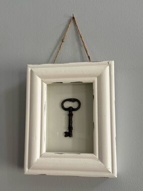 Antique-Style Framed Key Wall Art - White Frame, Black Key